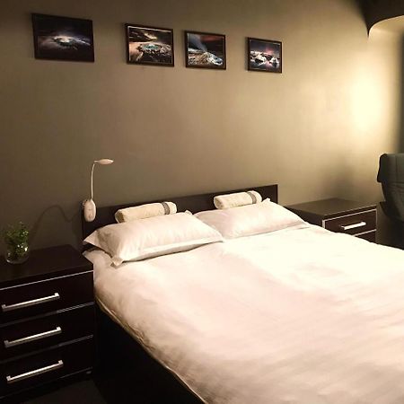 Yellow Park Hostel Koktobe Eksteriør bilde